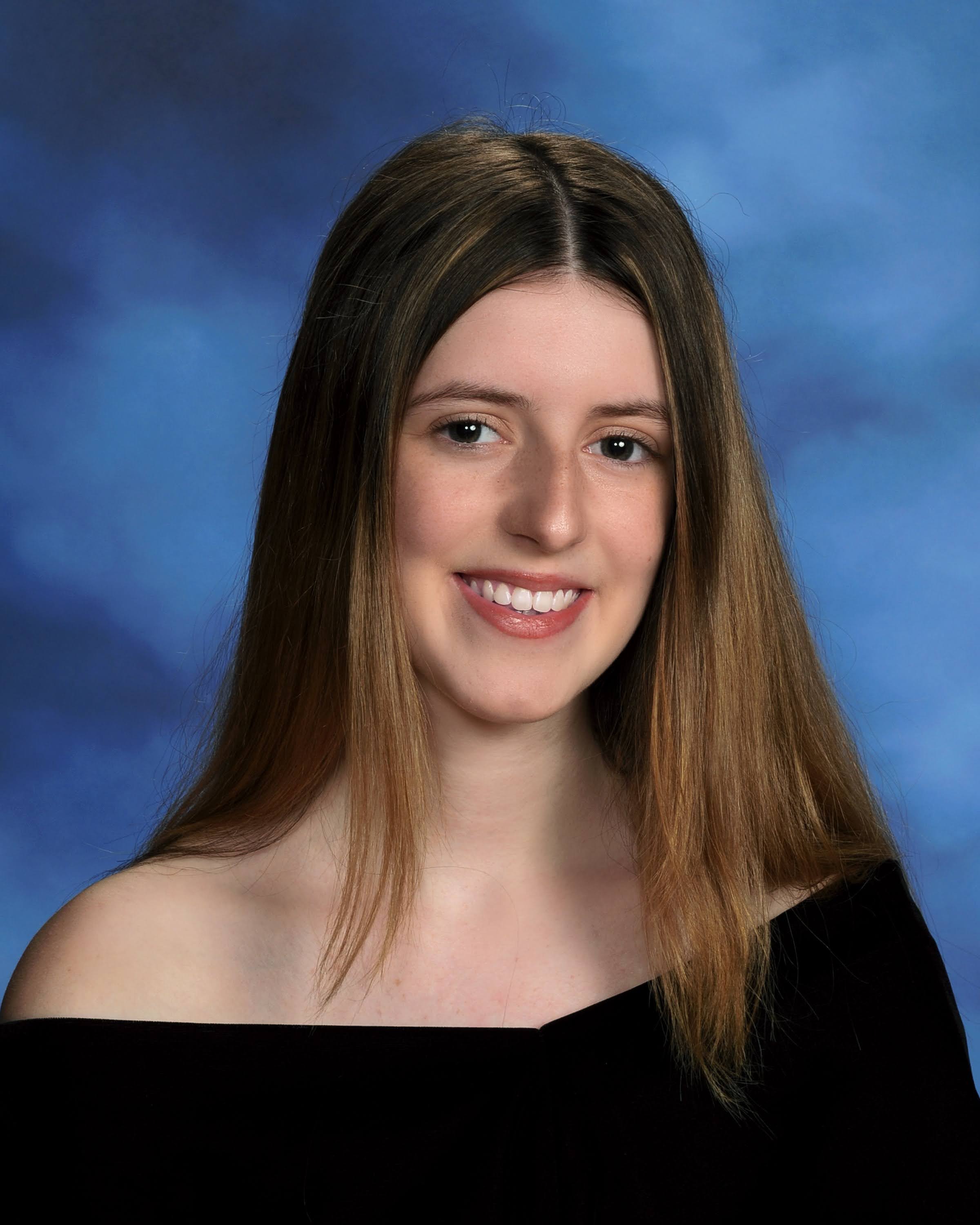 2022 Cohalan Scholarship Winner - Abigail Horn